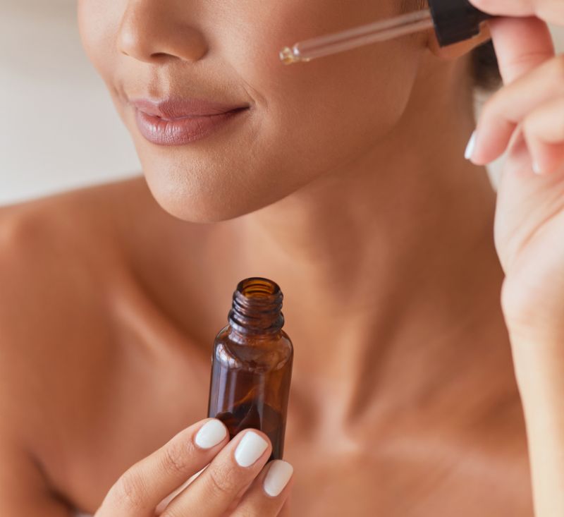 How to Pick the Right Natural Oils for Your Skin Type