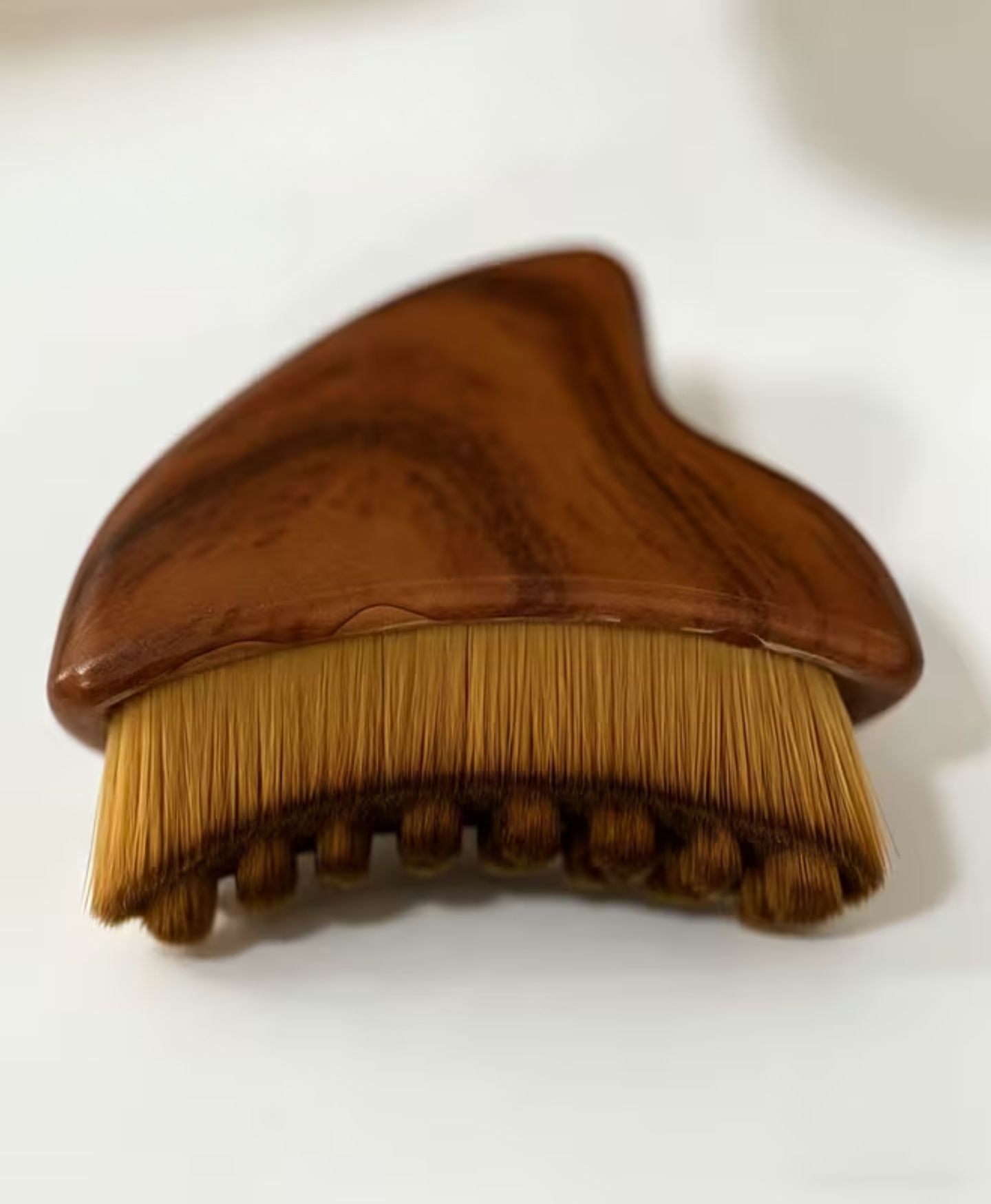 Sundara Lymphatic Face Brush